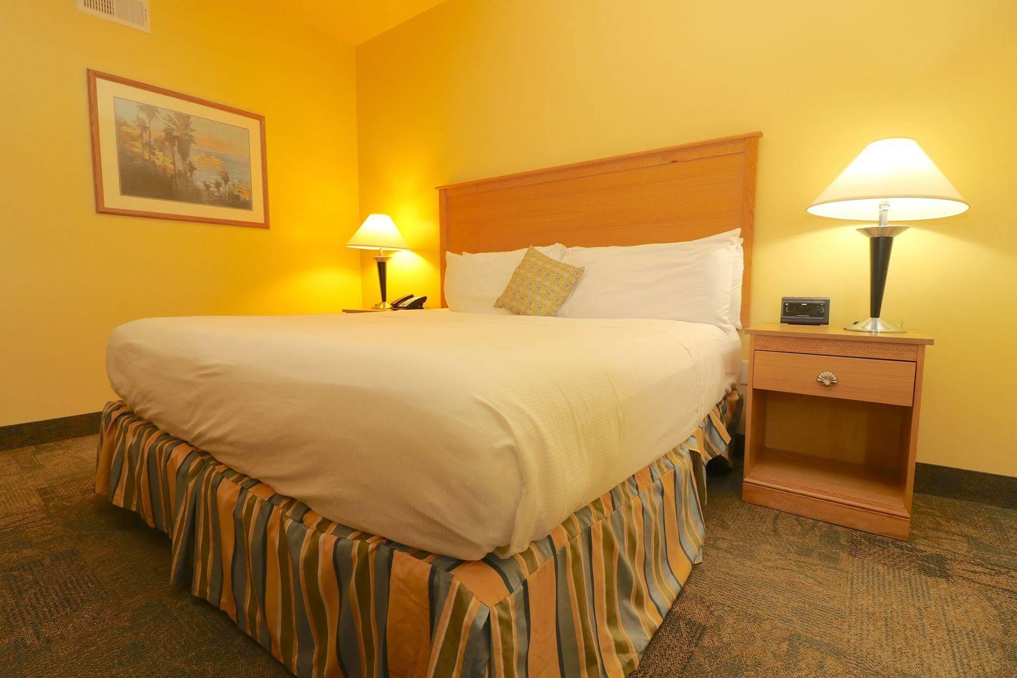 The Atrium Resort, Virginia Beach By Vacatia Exterior foto